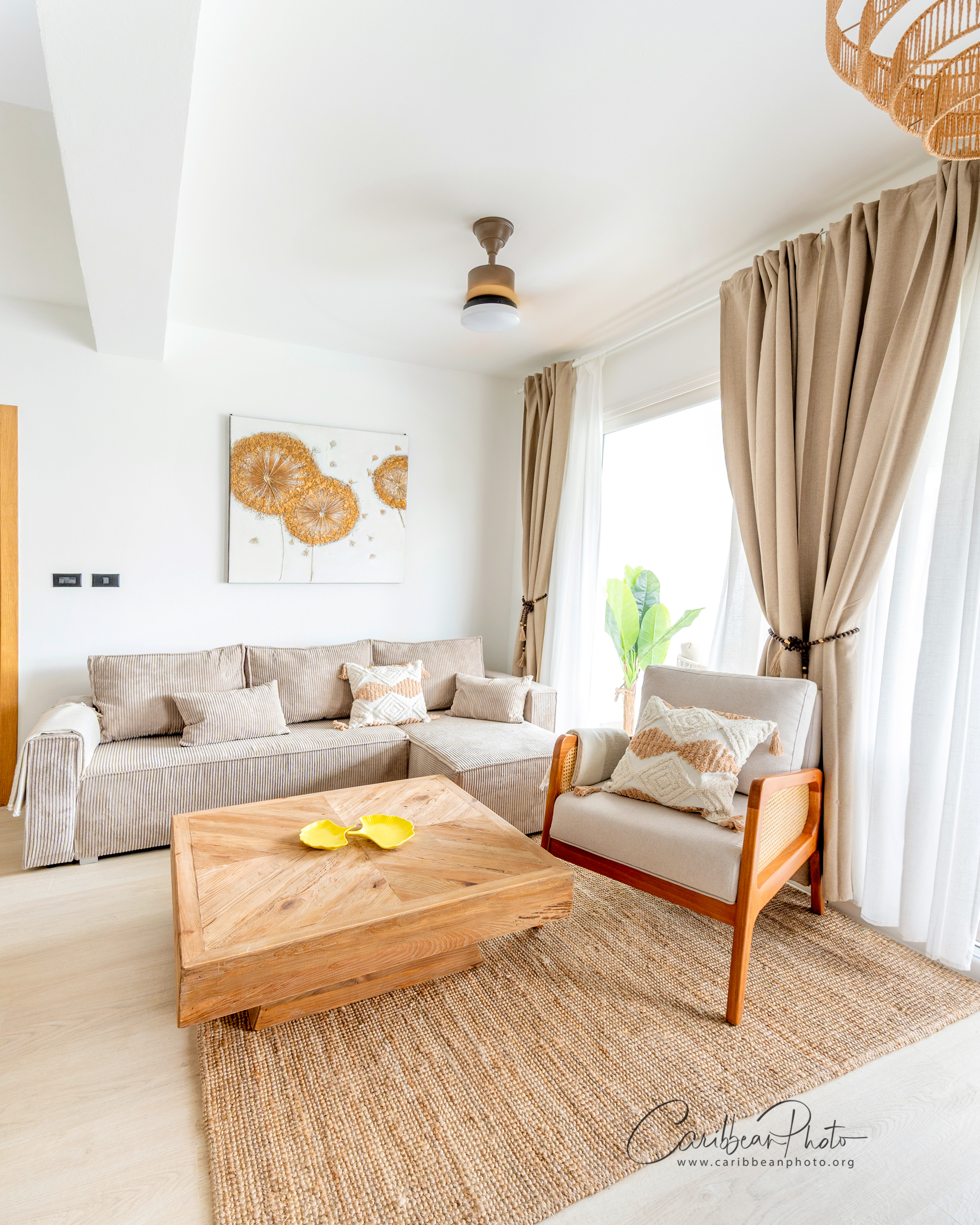 Estrella Garden Penthouse in Dominicus - table setting - Home Now Design