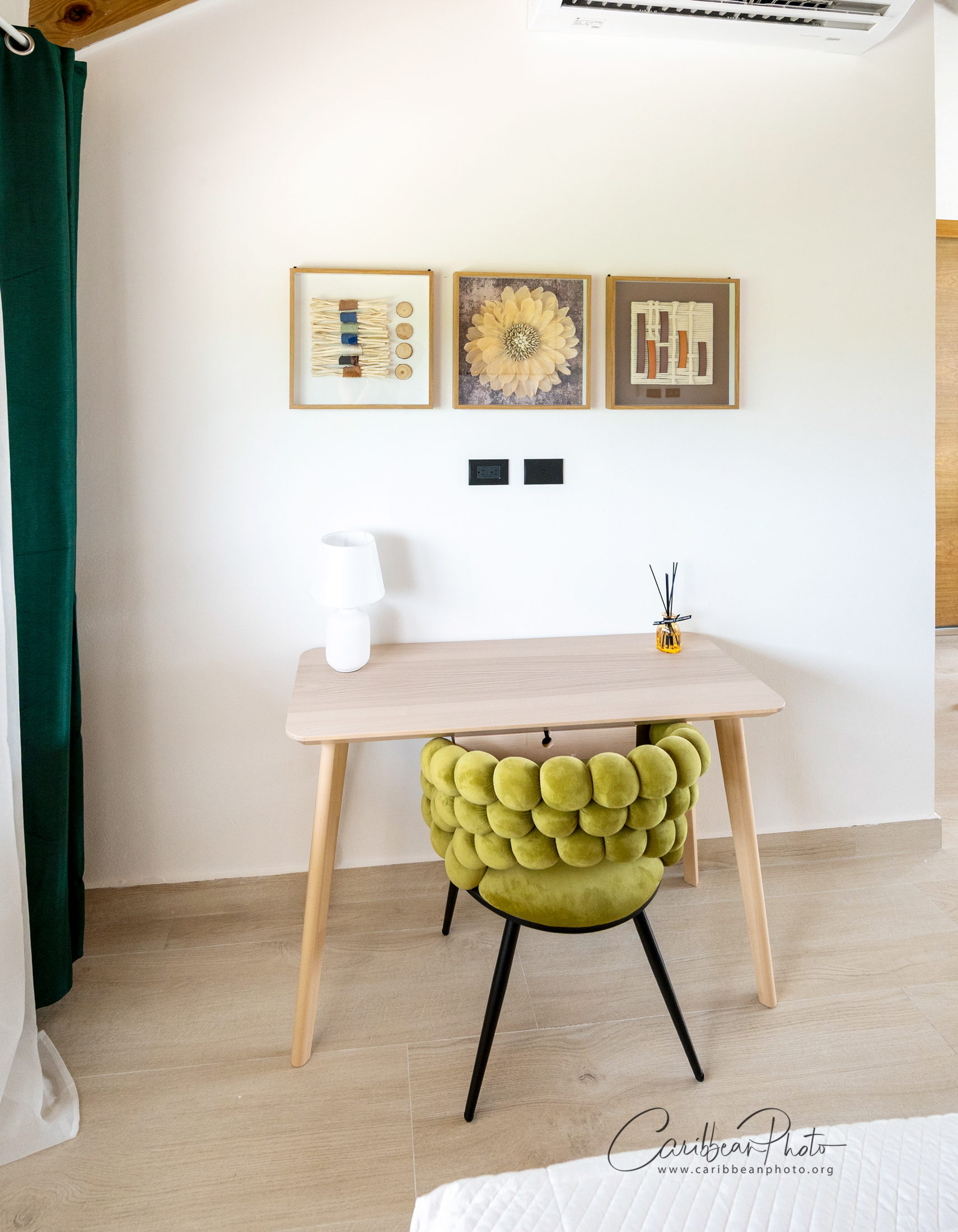 Estrella Garden Penthouse in Dominicus - kitchen equipment - Home Now Design